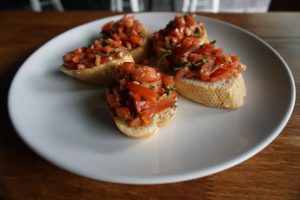 Bruschetta al Pomodoro: İtalyan Sadeliği