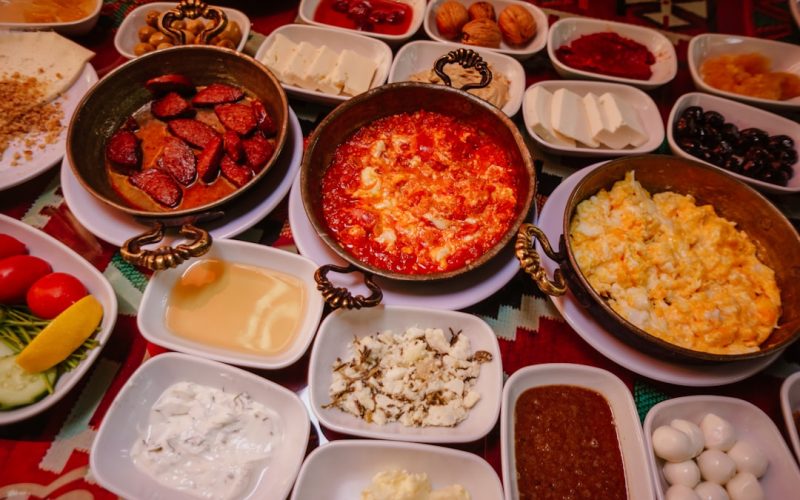 Menemen Tarifi: Türk Kahvaltısının Vazgeçilmezi