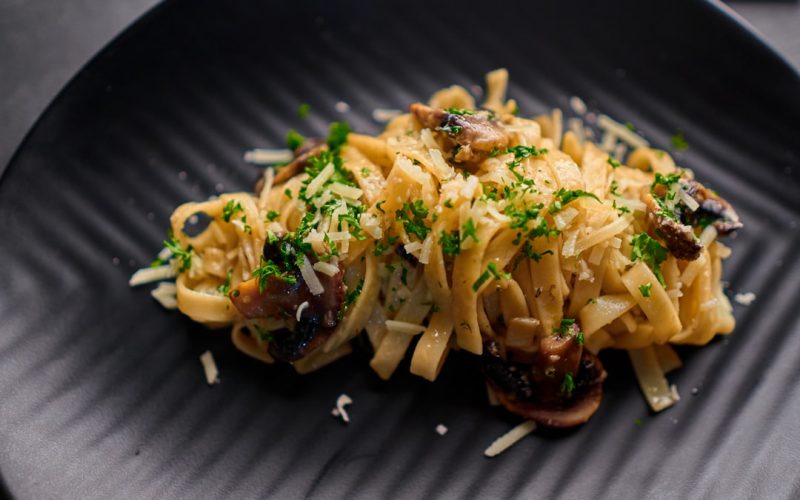Kremalı Mantar Spagetti Tarifi