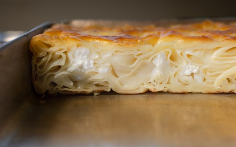 Lor Peynirli Çıtır Börek Tarifi