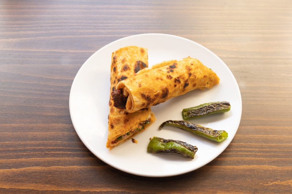 Hamur Açma Derdi Olmayan Pratik Tavada Börek